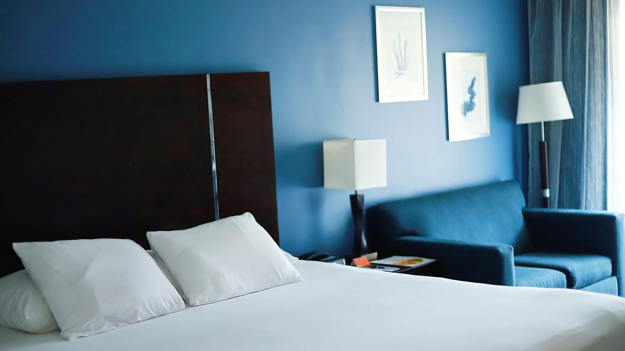 Hotel The Pacific Seal Beach